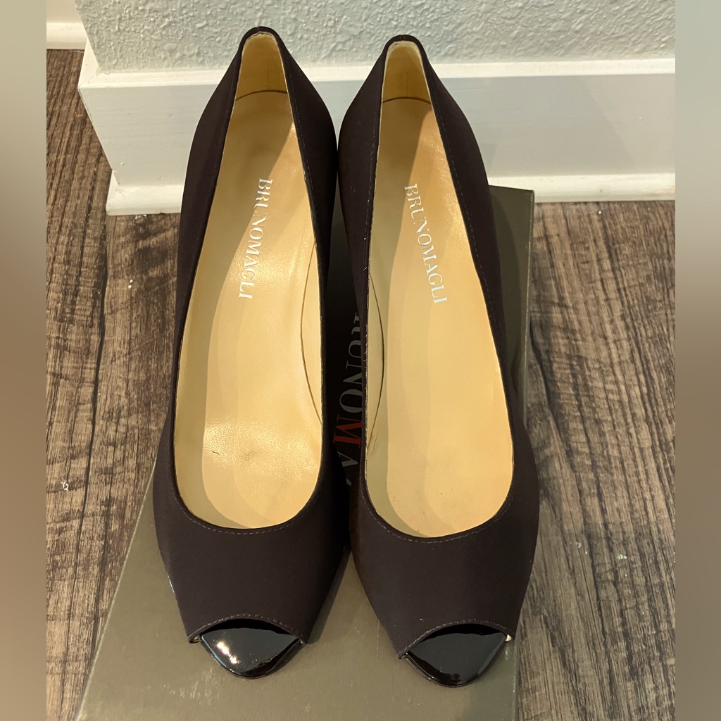 Vintage Bruno Magli Novati Dark Brown Fabric Open-Toe Pumps Women’s Size 7b